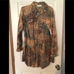 Boutique tunic style top